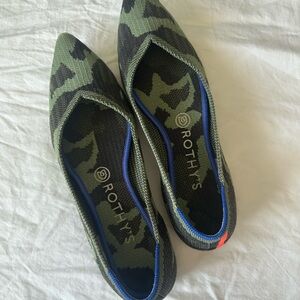Rothy's Olive Camo Flats Sz. 8.5